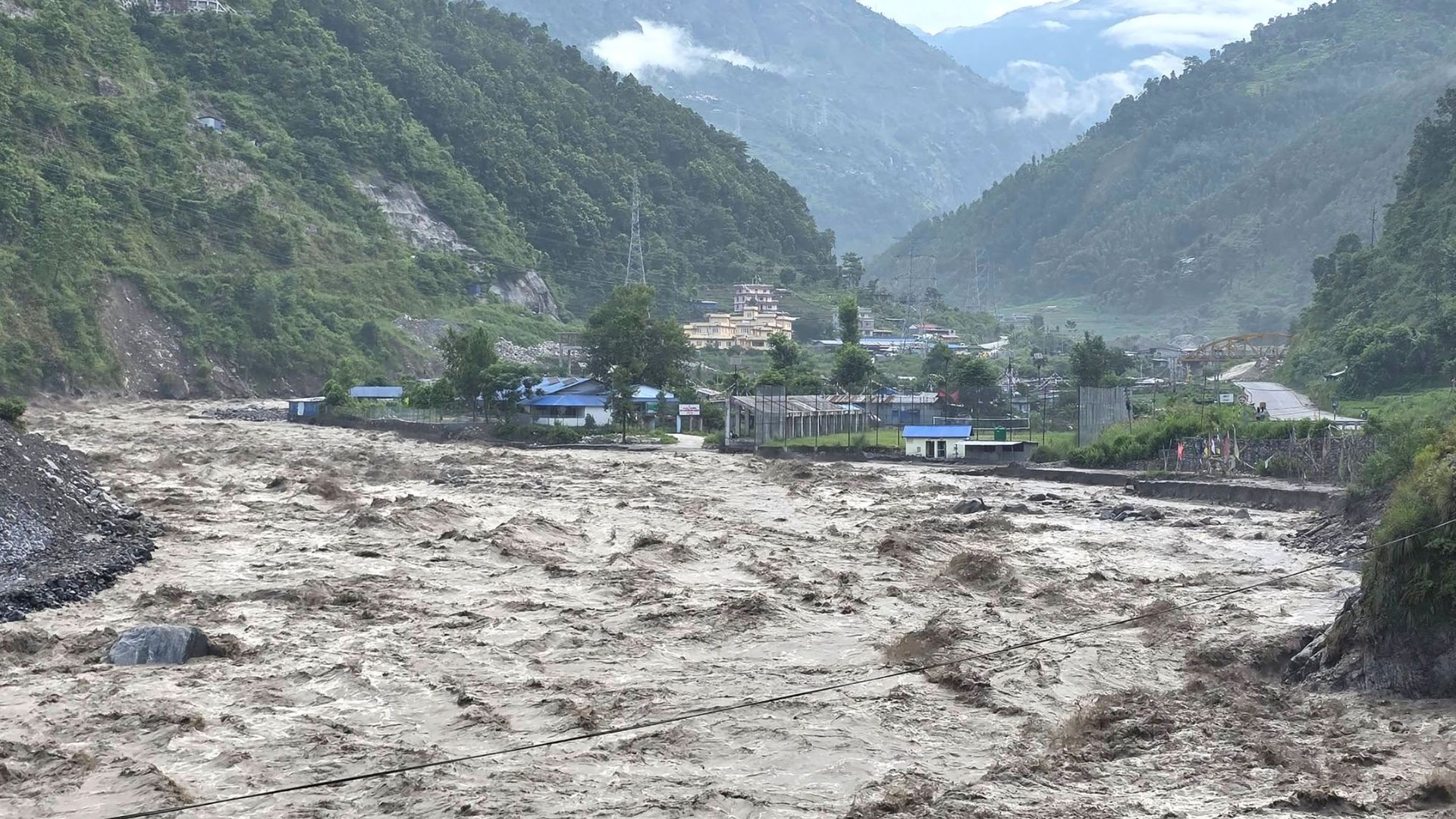 भोटेकोशी बाढी: ७६८ शव फेला, उद्धार कार्य जारी