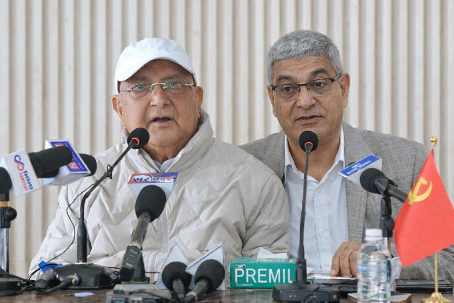 ओली र लेखक हाजिरी जमानीमा रिहा