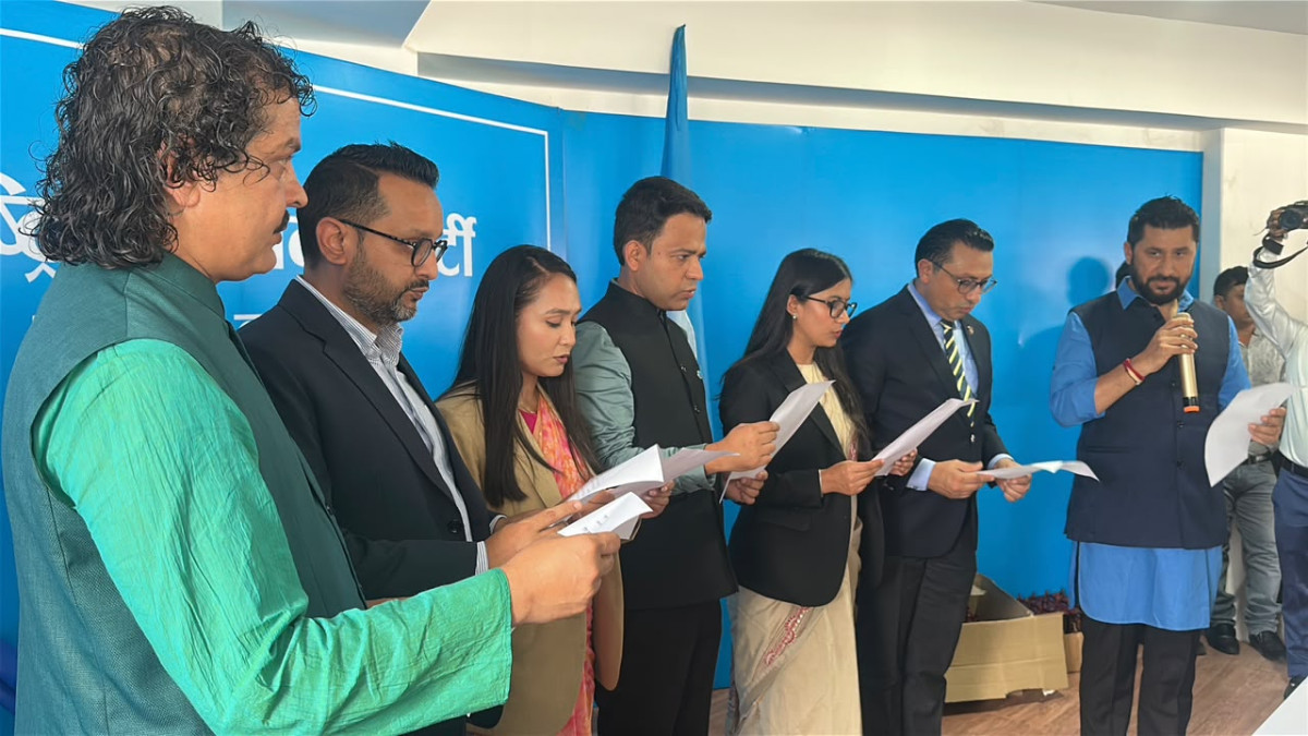 रास्वपाका नवनिर्वाचित पदाधिकारी र केन्द्रीय सदस्यले लिए शपथ