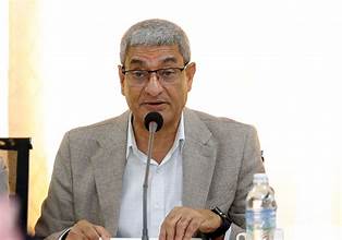 रमेश लेखक पक्राउबारे सर्वोच्चको कारण देखाऊ आदेश