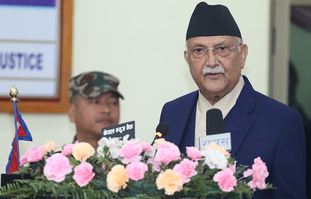 ओलीको आग्रह: देश अप्ठेरोमा हुँदा अदालतले छिटो फैसला दिनुपर्छ